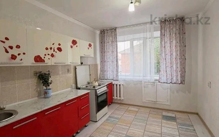 1-бөлмелі пәтер · 36 м² · 2/5 қабат, Жаңа қала, Қазанғапа 52, бағасы: 7.2 млн ₸ в Актобе, Новый город — фото 2
