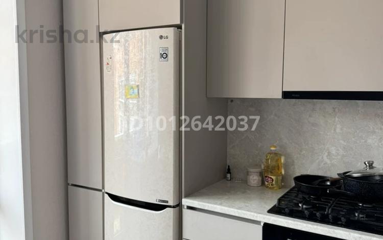 1-комнатная квартира · 48 м² · 9/9 этаж, Микрорайон Береке 52 за 22.7 млн ₸ в Костанае — фото 2