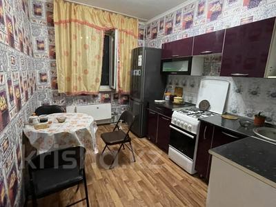 2-комнатная квартира, 62 м², 8/9 этаж, мкр Аксай-1А за 29 млн 〒 в Алматы, Ауэзовский р-н