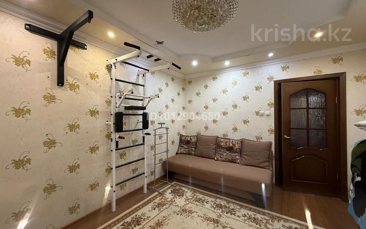 3-бөлмелі пәтер · 68 м² · 2 қабат, 5 мкр-н 23, бағасы: 220 000 ₸ в Аксае — фото 2