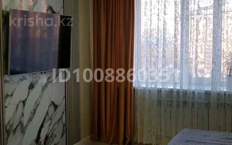 2-бөлмелі пәтер · 63 м² · 3/5 қабат, Муканова 49/12 — Рядом с Автостанцией на Юго- востоке, сзади мороженое Айза., бағасы: 33 млн ₸ в Караганде, Казыбек би р-н — фото 2