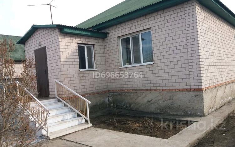 Отдельный дом · 4 комнаты · 150 м² · 10 сот., Ахметбекова 7 за 33 млн ₸ в  — фото 2