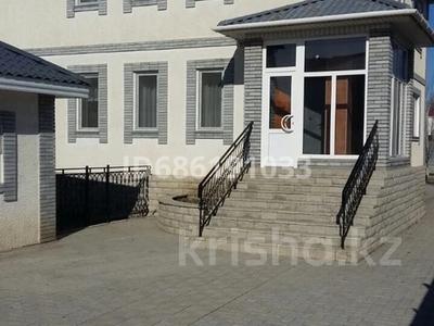 Отдельный дом • 6 комнат • 250 м² • 10 сот., Смагулова 70а за 150 млн 〒 в Атырау