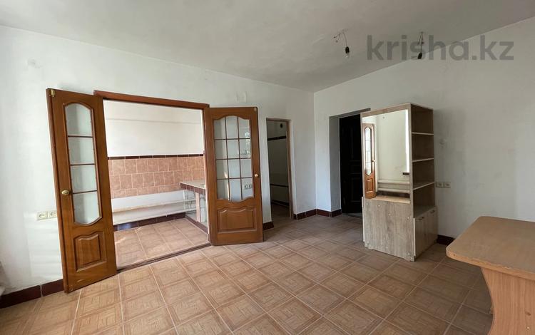 Жеке үй · 10 бөлме · 320 м² · 4.5 жүзд., Чернова 58 — ул. Белинского (БСМП), бағасы: 35 млн ₸ в Усть-Каменогорске, Ульбинский — фото 2