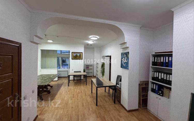 Еркін, кеңселер · 55 м², бағасы: 520 000 ₸ в Астане, Есильский р-н — фото 3