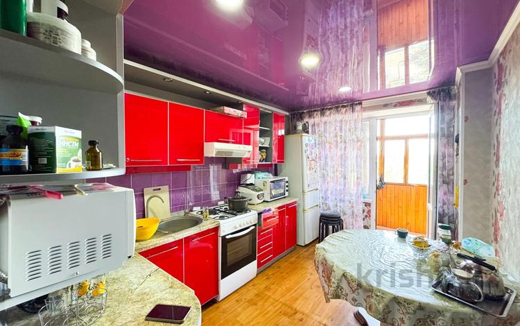 4-комнатная квартира · 80 м² · 5/5 этаж, САМАЛ — ОСТАНОВКА ОБЩЕЖИТИЕ за 25 млн ₸ в Талдыкоргане, мкр Самал — фото 2