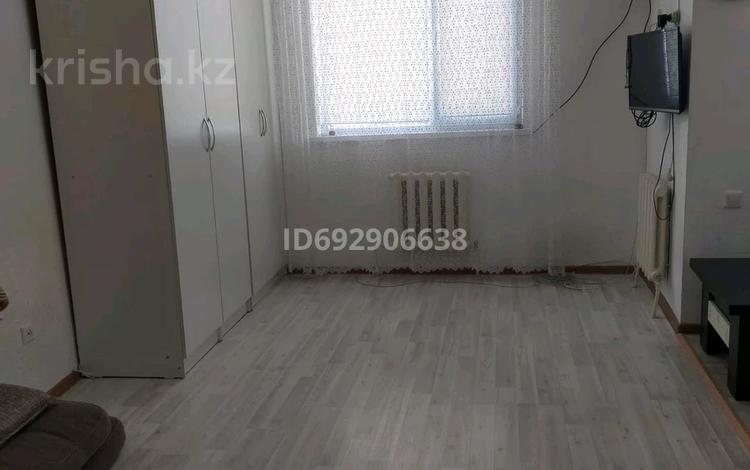 1-комнатная квартира, 36 м², 5/9 этаж, мкр Нурсат 2 — возле Акимата