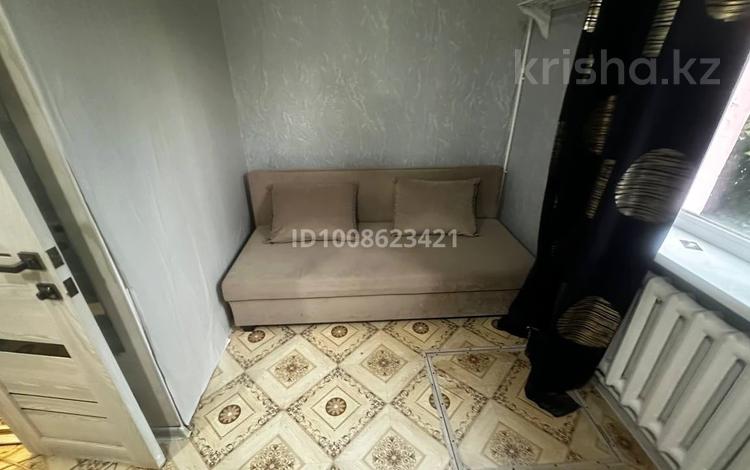 1-комнатная квартира · 15 м² · 1/2 этаж, Школьная — Остановка 2 база за 90 000 ₸ в Уральске — фото 7