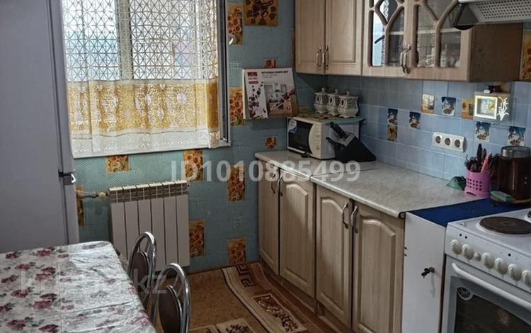 2-бөлмелі пәтер · 52 м² · 7/16 қабат, мкр №1 26а, бағасы: 280 000 ₸ в Алматы, Ауэзовский р-н — фото 2