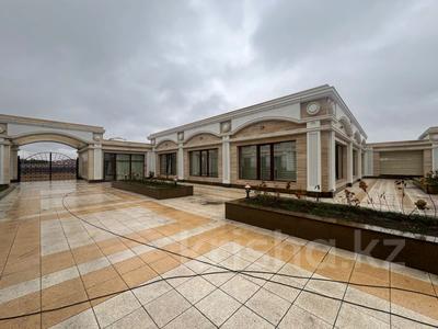 8-комнатная квартира · 600 м² · 4/4 этаж, Е 871 1 за 750 млн 〒 в Астане, Есильский р-н