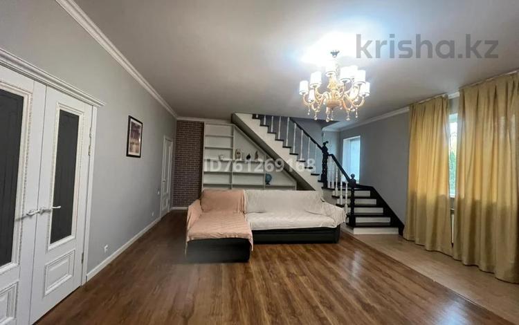 Отдельный дом · 3 комнаты · 160 м² · 4 сот., улица Шамши Калдаякова 14В за 75 млн 〒 в  — фото 2