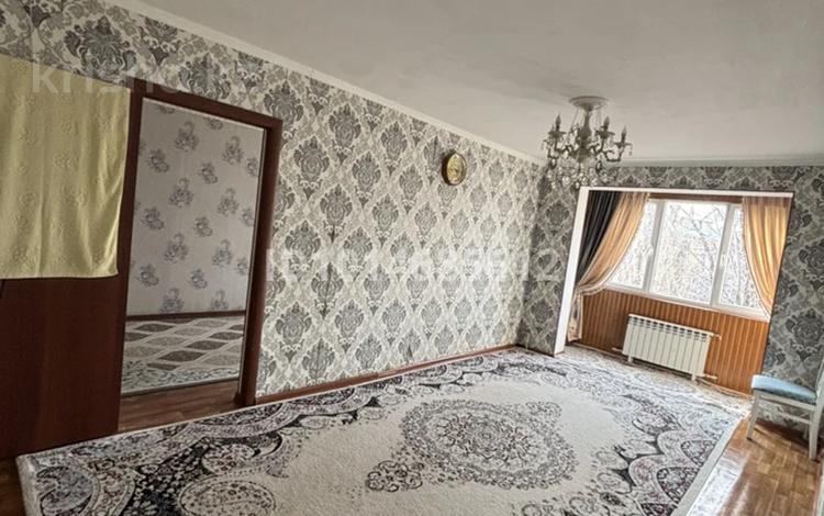 2-бөлмелі пәтер · 44 м² · 5/5 қабат, Қаратау ш/а. 29 — Тараз қаласы, 2 мкр да екі бөлмелі жағдайы жақсы ішінде барлығы бар квартира ұзақ мерзімге жалға беріледі,,, 5 этаж,, бағасы айына 150 мың,,, бөлек 20 мың депозит аламын, бағасы: 130 000 ₸ в мкр Каратау — фото 2