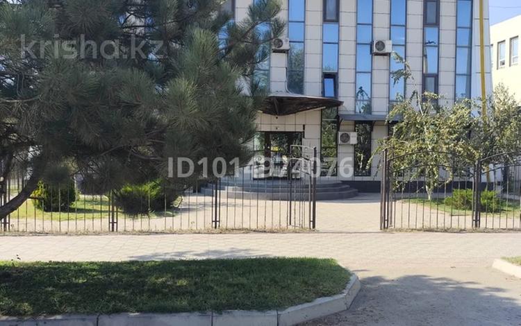 Кеңселер · 641.2 м², бағасы: 250 млн ₸ в Таразе, мкр Каратау — фото 2