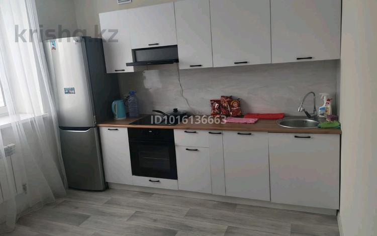 1-комнатная квартира · 45 м² · 10/12 этаж, Тауелсиздик 34/10 за 250 000 ₸ в Астане, Алматы р-н — фото 2
