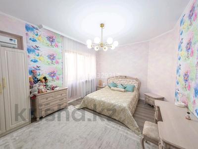 4-комнатная квартира, 134 м², 4/5 этаж, Кабанбай батыра за 75 млн 〒 в Астане, Есильский р-н