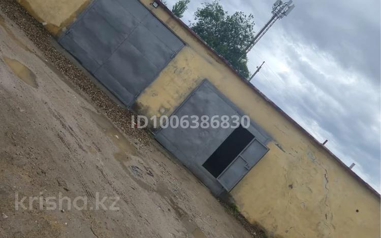 Гараж · 100 м² · Геолог 51 — Возле заправки Sinooil за 160 000 〒 в Актобе, мкр Гормолзавод — фото 2