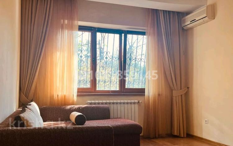 1-комнатная квартира · 40 м² · 2/9 этаж, ул. Айманова 149 за 250 000 ₸ в Алматы, Бостандыкский р-н — фото 2