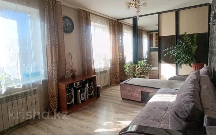 3-комнатная квартира · 56 м² · 3/5 этаж, мкр №10 А — Саина/Шаляпина за 34 млн ₸ в Алматы, Ауэзовский р-н — фото 2