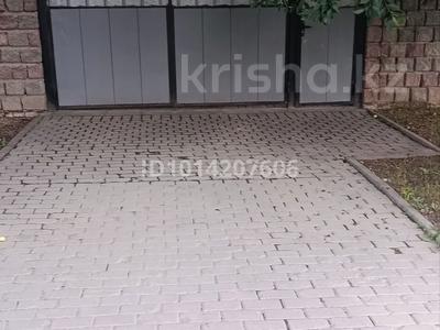 Отдельный дом · 6 комнат · 150 м² · 9 сот., мкр Акбулак, Нурумбека Жандилдина 22/1 за 90 млн ₸ в Алматы, Алатауский р-н