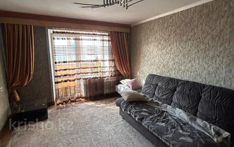 3-бөлмелі пәтер · 63.3 м² · 7/10 қабат, Камзина 358, бағасы: 25.5 млн ₸ в Павлодаре — фото 2