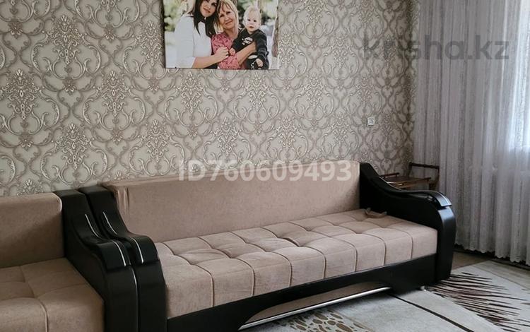 3-комнатная квартира · 73 м² · 5/5 этаж, мкр Юго-Восток, Мкр Юго-Восток, мкр Степной 2 2 за 21.6 млн 〒 в Караганде, Казыбек би р-н — фото 2