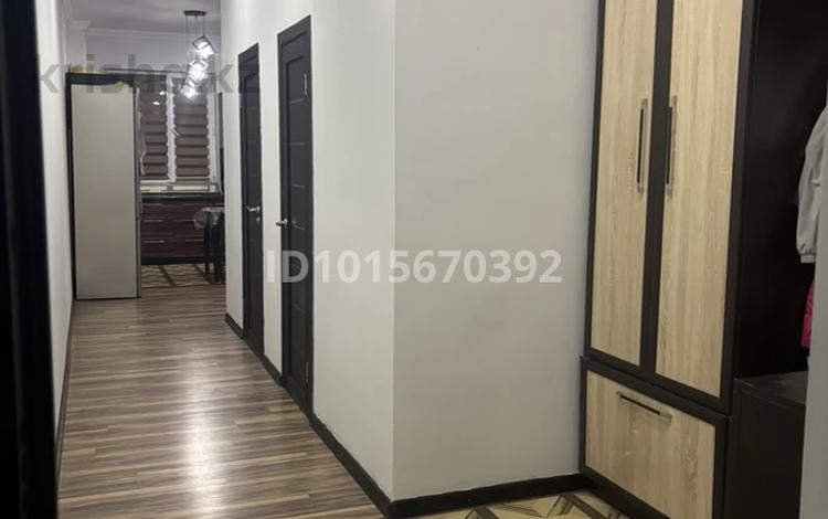 3-комнатная квартира · 73.6 м² · 3/3 этаж, мкр Таусамалы, Акбата 46 — Жандосова Ашимова за 55 млн ₸ в Алматы, Наурызбайский р-н — фото 2