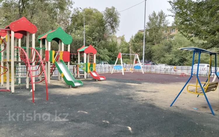 2-бөлмелі пәтер · 50 м² · 3/5 қабат, Добролюбова 45, бағасы: 18 млн ₸ в Усть-Каменогорске — фото 2
