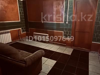 Жеке үй · 4 бөлме · 200 м² · 6 жүзд., Қайнар Бұлақ, Западная, бағасы: 80 000 ₸ в Шымкенте, Абайский р-н