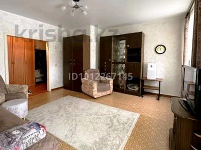 3-бөлмелі пәтер · 70 м² · 4/4 қабат, мкр Новый Город, Абая 45 — Абая- Гоголя, бағасы: 24.2 млн ₸ в Караганде, Казыбек би р-н