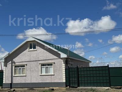 Отдельный дом · 4 комнаты · 140 м² · 10 сот., Гулден, 2ряд 4в за 22 млн ₸ в Атырау