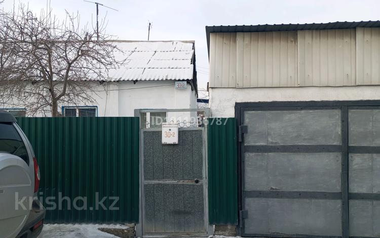 Отдельный дом · 3 комнаты · 100 м² · 6 сот., КСЖБ поселок Западный 30 КВ.2 за 10 млн ₸ в Семее — фото 2