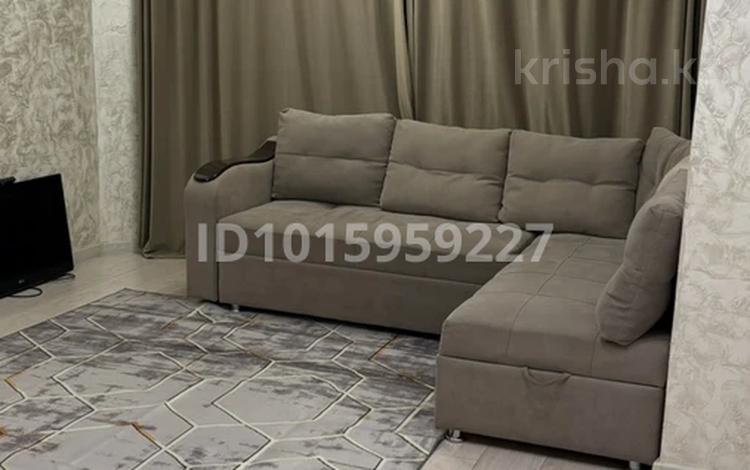 3-комнатная квартира · 64 м² · 7/10 этаж, мкр №12, 12-й мкрн за 400 000 ₸ в Алматы, Ауэзовский р-н — фото 2