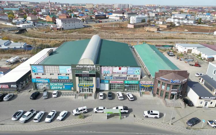 Дүкендер мен бутиктер · 108 м², бағасы: 324 000 ₸ в Атырау, мкр Авангард-4 — фото 2