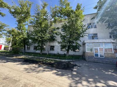 Офисы, салоны красоты, медцентры и аптеки, образование, развлечения · 1621 м² за 8 млн 〒 в Караганде, Казыбек би р-н