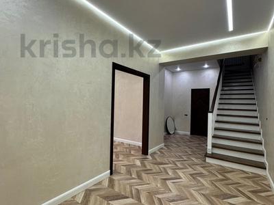 4-комнатная квартира · 145 м² · 1/2 этаж, Казталовская за 54 млн 〒 в Уральске
