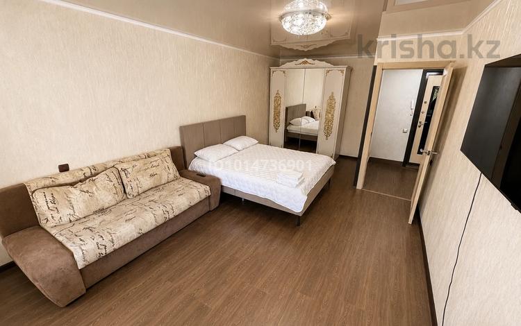 1-комнатная квартира · 45 м² · 3/5 этаж, Казахстанской правды 70 за 16 000 ₸ в Петропавловске — фото 2