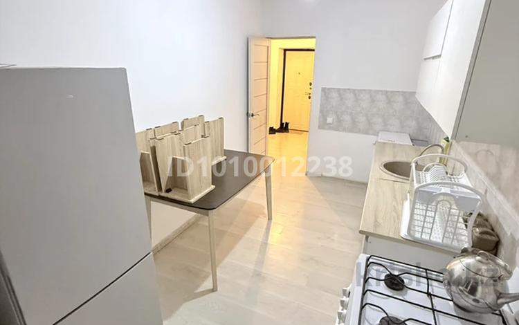 1-бөлмелі пәтер · 39.7 м² · 2/9 қабат, мкр Нурсая, Нурсая 116 116, бағасы: 180 000 ₸ в Атырау — фото 2