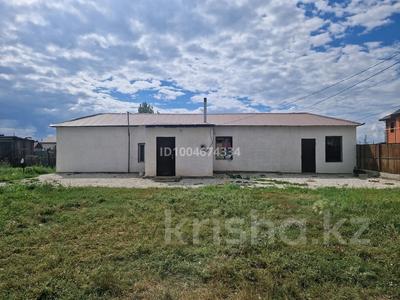Отдельный дом · 2 комнаты · 71 м² · 10 сот., Богенбай батыр 30 — Магазин медина за 15 млн 〒 в Кояндах