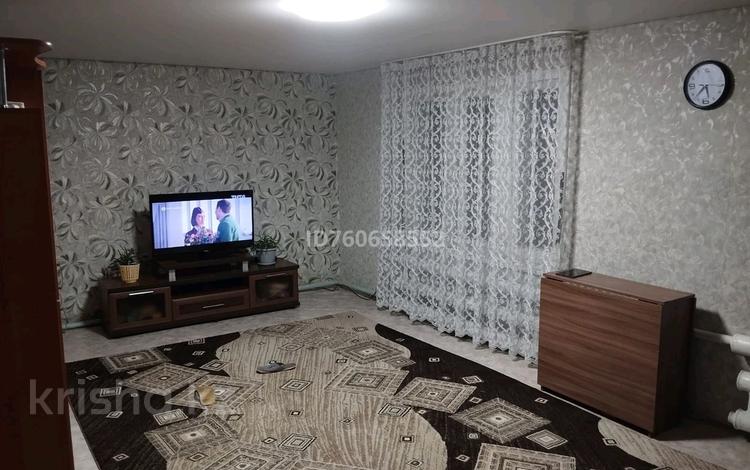 Жеке үй · 3 бөлме · 70 м² · 10 сот., Побелянского 6 — улица Украинская, бағасы: 15 млн ₸ в Петропавловске — фото 2