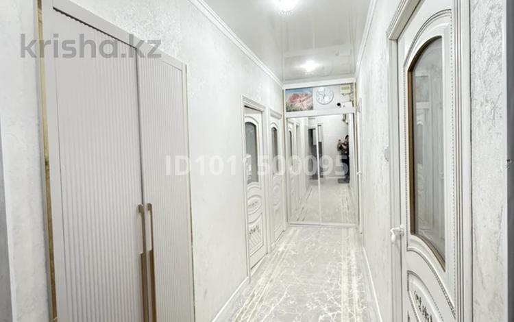 4-комнатная квартира · 95 м² · 1/5 этаж, 27-й мкр 33 за 35.5 млн ₸ в Актау — фото 2