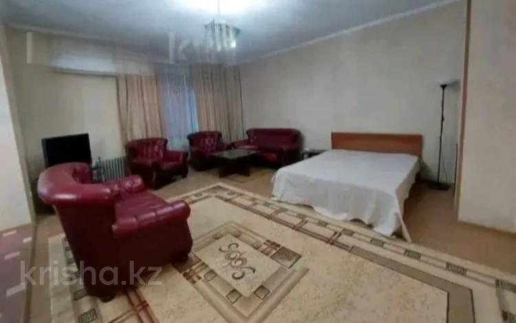 1-комнатная квартира · 50 м², Иляева 33 за 180 000 ₸ в Шымкенте — фото 2