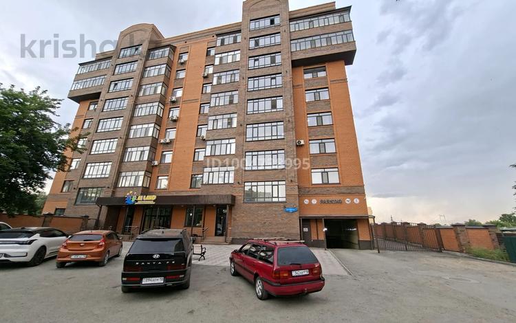 4-бөлмелі пәтер · 121.6 м² · 8/9 қабат, Достаевского 174Б — Центр, бағасы: 89.5 млн 〒 в Семее — фото 2