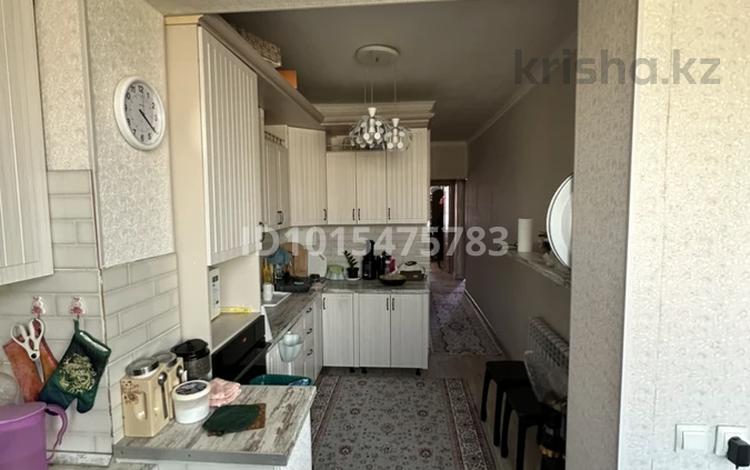 3-комнатная квартира · 70 м² · 4/5 этаж, 12-й мкр 7 за 28 млн ₸ в Актау — фото 2