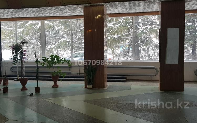 Еркін, дүкендер мен бутиктер · 760 м², бағасы: 1.2 млн ₸ в Уральске — фото 14