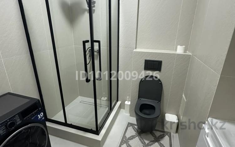 2-бөлмелі пәтер · 65 м² · 6/7 қабат, Ботагоз 2/3, бағасы: 380 000 ₸ в Алматы, Ауэзовский р-н — фото 2