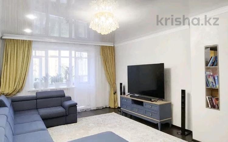 3-комнатная квартира · 73.8 м² · 3/9 этаж, Физкультурная 9/7 за 41.5 млн ₸ в Семее — фото 2