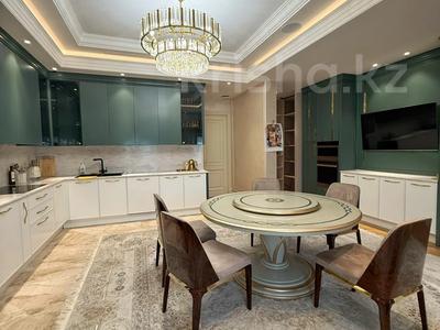 5-бөлмелі пәтер · 313.7 м² · 4/4 қабат, Е 871 1/1, бағасы: 530 млн ₸ в Астане, Есильский р-н