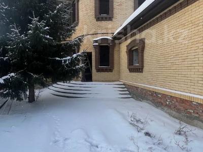 Отдельный дом · 8 комнат · 263 м² · 4 сот., Шевченко 85 за 56 млн 〒 в Костанае