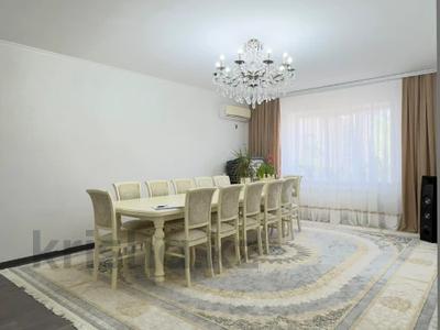 4-бөлмелі пәтер · 136.1 м² · 4/5 қабат, Алтын орда ш/а., тауелсиздик, бағасы: 53 млн ₸ в Актобе, мкр. Алтын орда