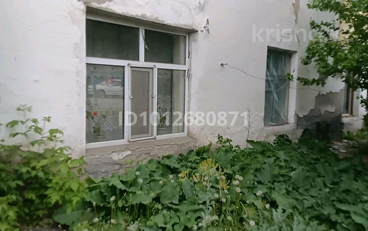 3-комнатная квартира · 72 м² · 1/2 этаж, Амангелді 10 — Возле 2 школы за ~ 4 млн ₸ в  — фото 2